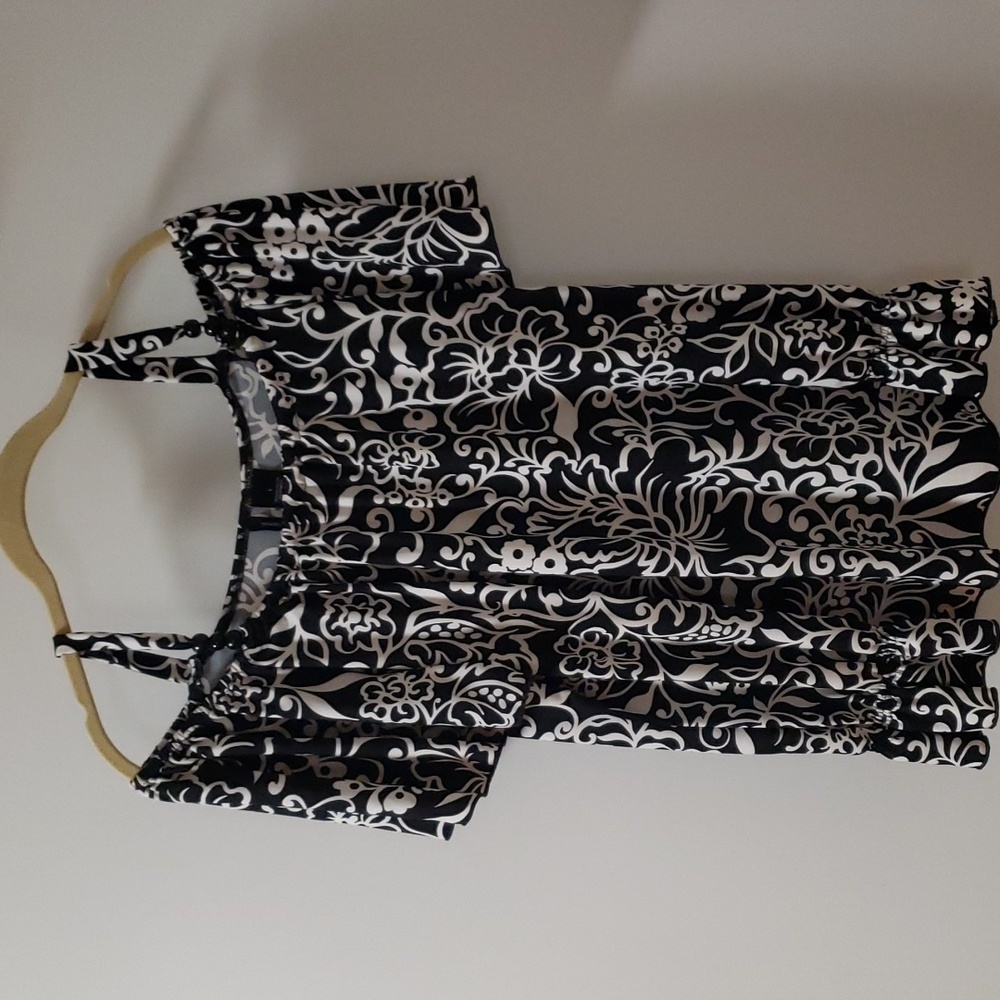 New Directions Black & White Top